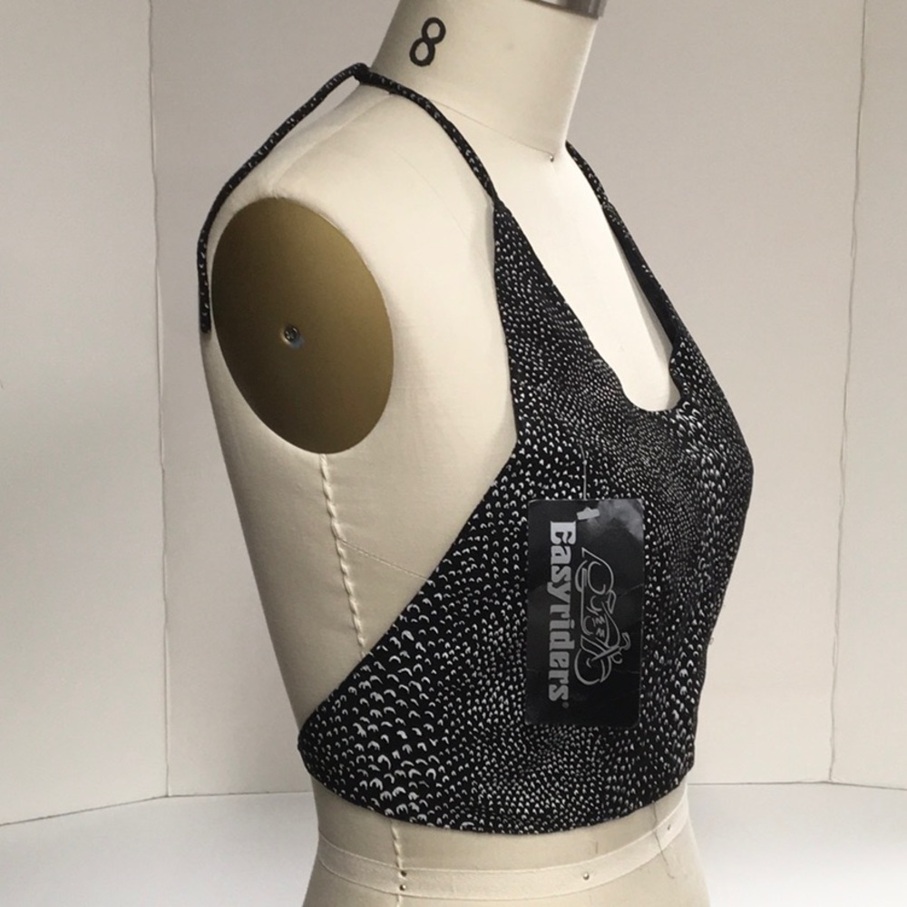 Chic Black and White halter bandanaTop.